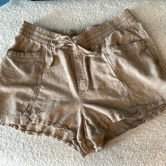 GAP Pants - Gap Linen Shorts Size Large